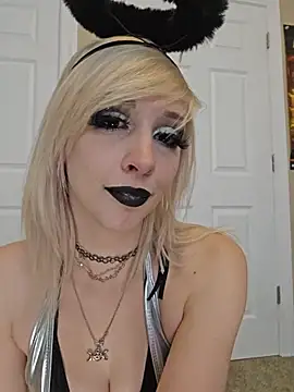 แชท XXX สดของ AmethystFoxx