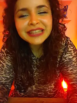 SeleneLuminari8's Live XXX Chat