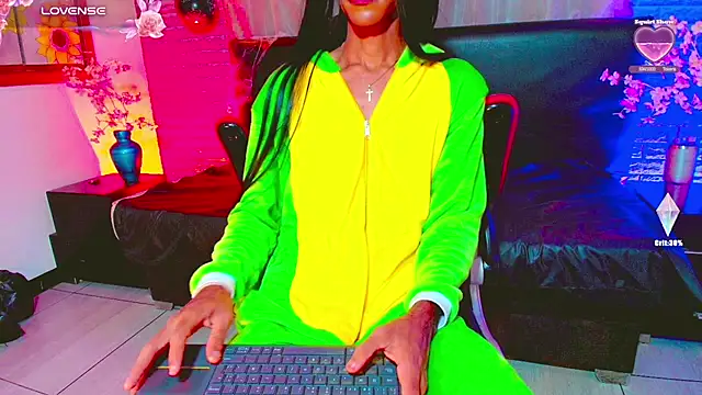 Kylie_Bennett_ Chat XXX live