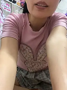 Ivy_Trix2 Live XXX-Chat