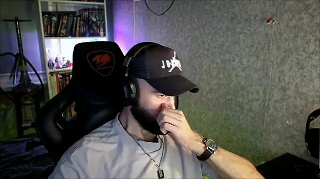 _Serious_Man – Naživo XXX chat