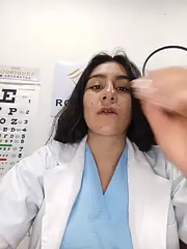 Chat +18 de CAROLINE__07 ao vivo