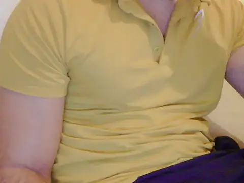 צ'אט XXX בשידור חי של Handsome_Nick