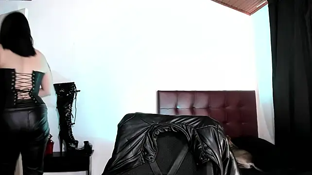 MistressVenena – Live XXX-chat