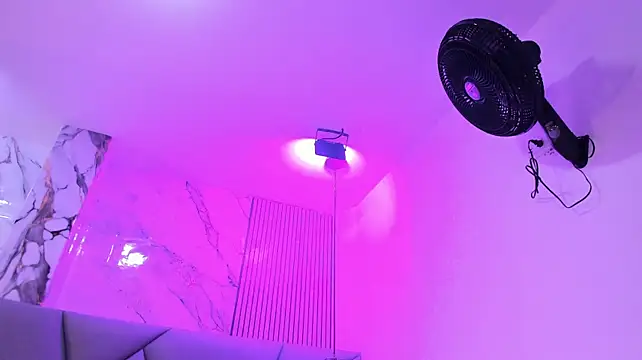 alisstarr's Live XXX Chat