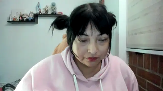 Shaddycute_ Chat XXX in diretta