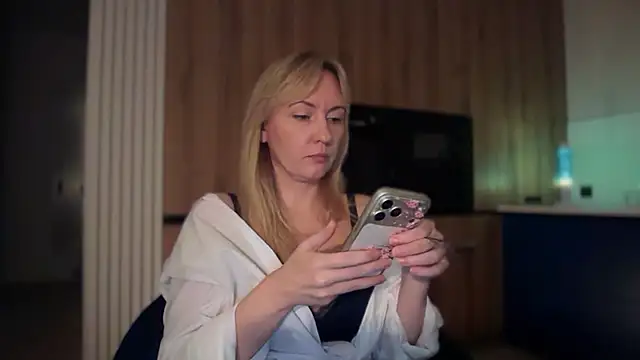 XXX chat uživo modela Nymerisse