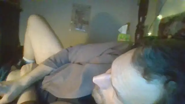 Sir_Spun_Son Show in webcam
