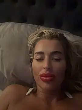 Carmel_Louise XXX чат на живо