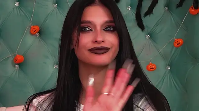 Živý XXX chat BeverlyMost
