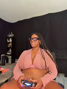 Chat XXX en directo de GirthGoddessCoco