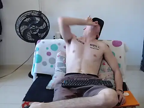 Zac_Efront Live XXX-Chat