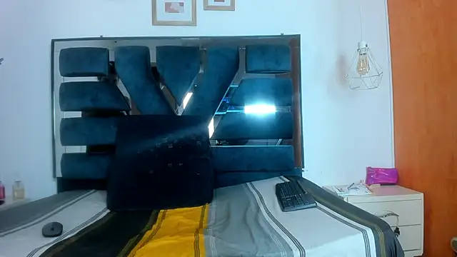 Sara_and_Stiven's Webcam Show