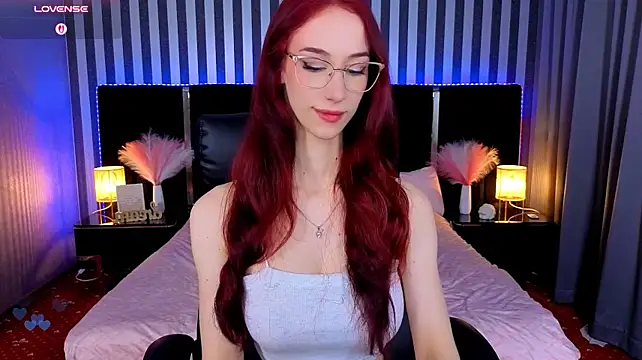 Evelyn_Rush Adlı Modelin Canlı XXX Sohbeti
