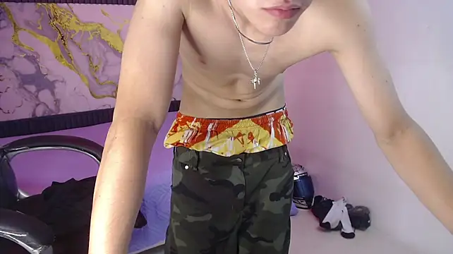 Eliot_rizzo Chat XXX in diretta