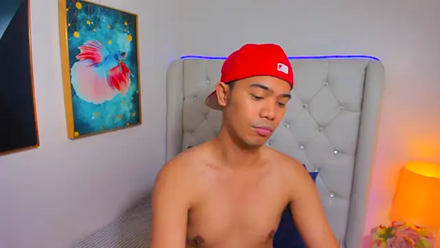 AsianZero Adlı Modelin Canlı XXX Sohbeti