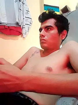 צ'אט XXX בשידור חי של Ortiz3404