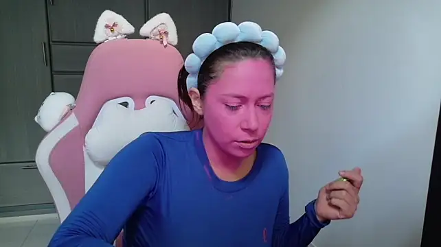 Živý XXX chat MommyMiaWs