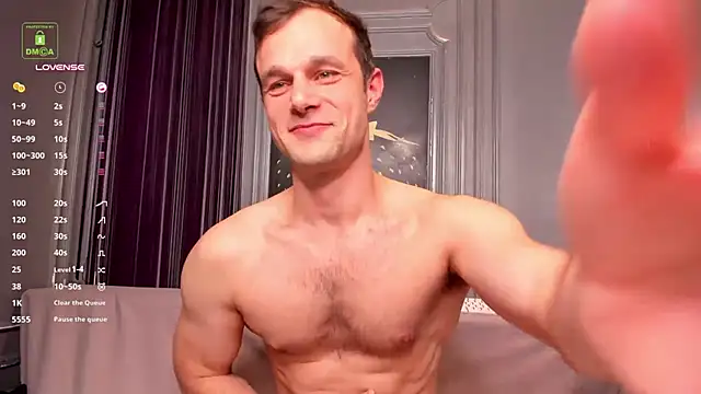 XXX chat uživo modela BrandonNorris