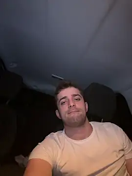 Chat +18 de SARIKOLA31 ao vivo