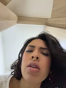 Chat XXX ao vivo de Alice_surprise