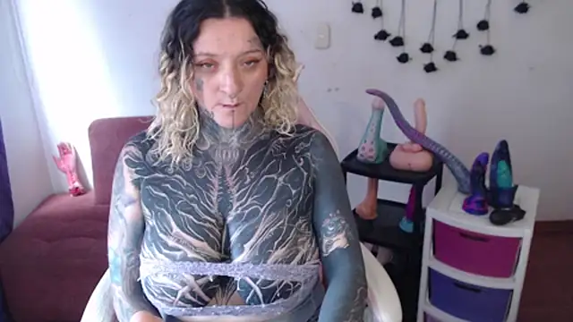 SLOPPYTITSS Live XXX-Chat