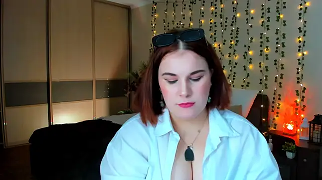 OliviaTwens Adlı Modelin Canlı XXX Sohbeti