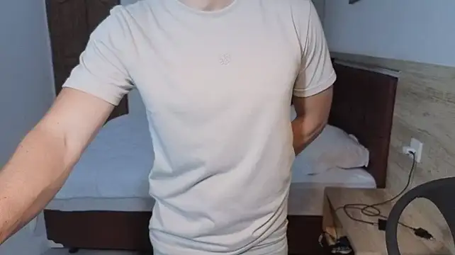 Marrymeplz Live XXX-Chat