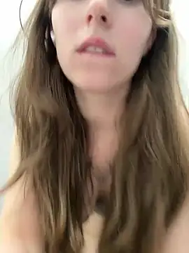FroggyAnna Chat XXX in diretta