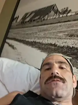 fitguy4u Chat XXX in diretta