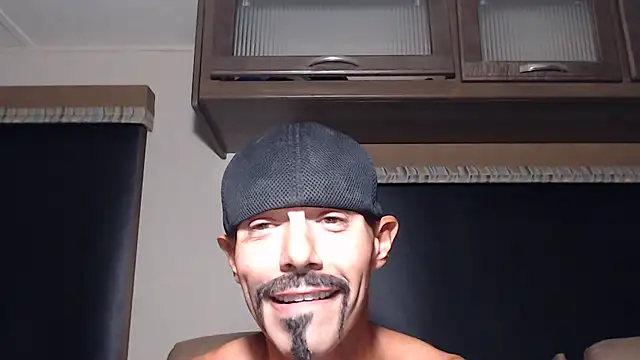 ThickD2C's Live XXX Chat