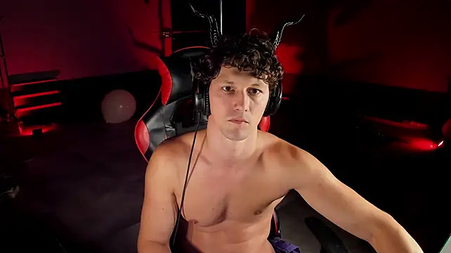 XXX chat uživo modela dirty-boss