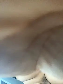 Romie_rous Adlı Modelin Canlı XXX Sohbeti