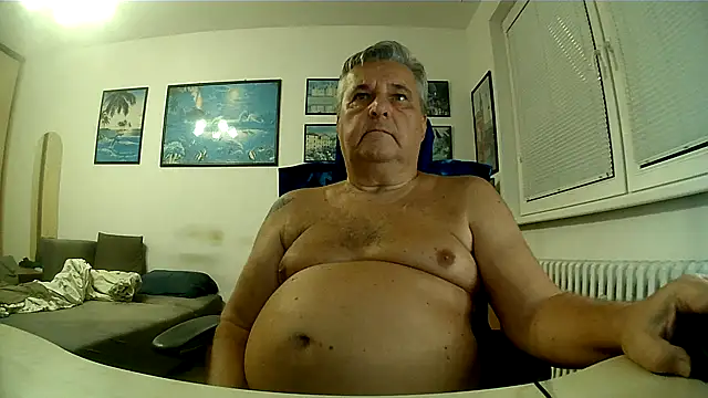 Robert_SK1 Adlı Modelin Canlı XXX Sohbeti