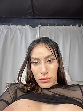 แชท XXX สดของ IAmNobodyXXX