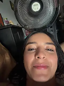 צ'אט XXX בשידור חי של violeta365