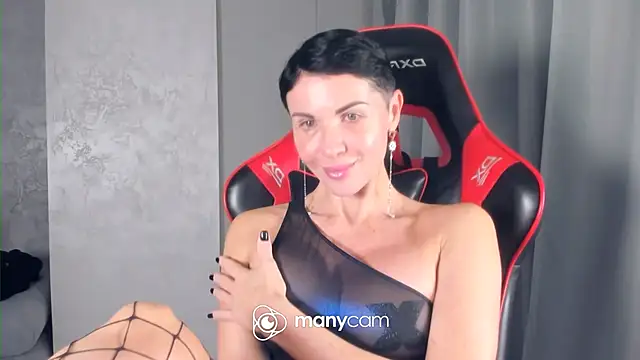 Angel_iam Adlı Modelin Canlı XXX Sohbeti