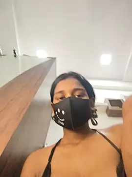 sofia-077's Live XXX Chat