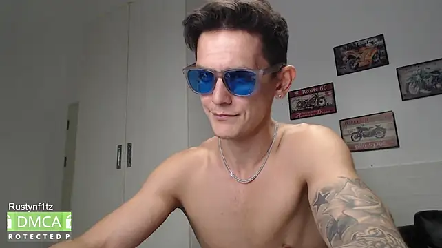 Živý XXX chat Rustynf1tz_