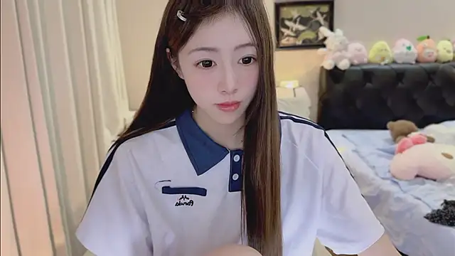 Evacute-top's Live XXX Chat
