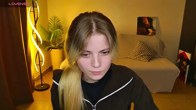 Chat XXX en directo de LisaRainbow
