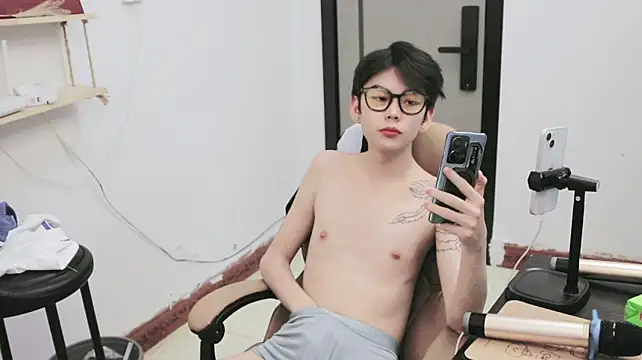 DDD_17 即時 XXX 聊天