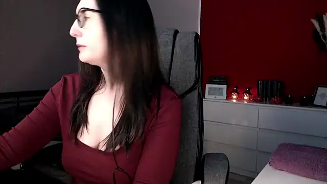 Chat XXX en directo de Alina_Lamour