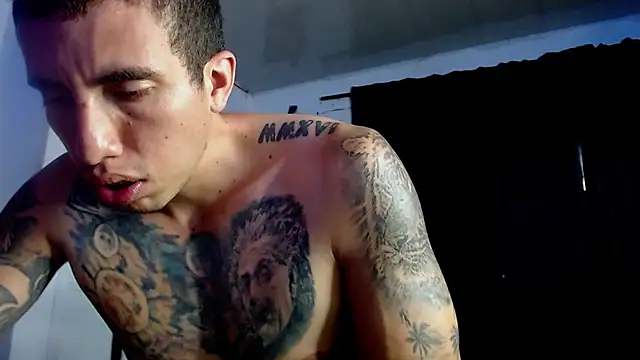 Chat XXX en directo de Adam_Hudsond