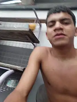 Marcos3_ Adlı Modelin Canlı XXX Sohbeti