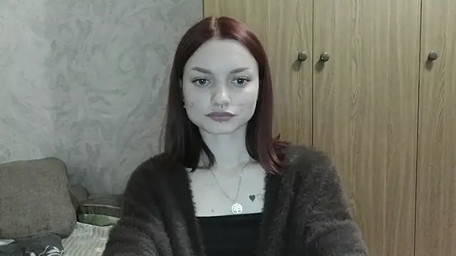 Lola_SweetGlow's Live XXX Chat