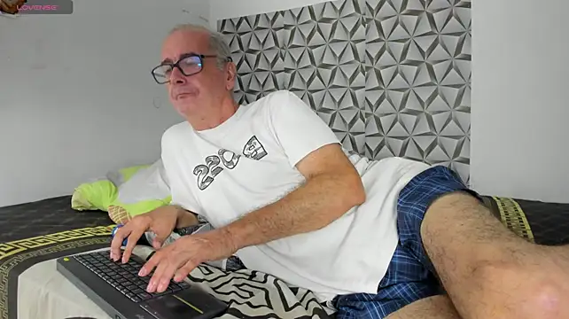Chat +18 de david_holman ao vivo
