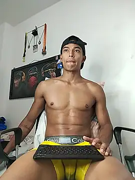 Demiansteven444のライブXXXチャット