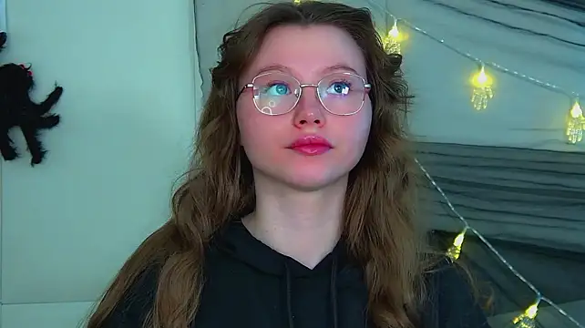 XXX chat uživo modela KeiraAsti