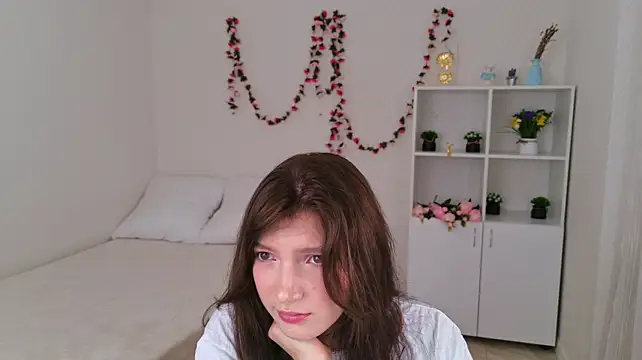 Chat +18 de OwlEva ao vivo